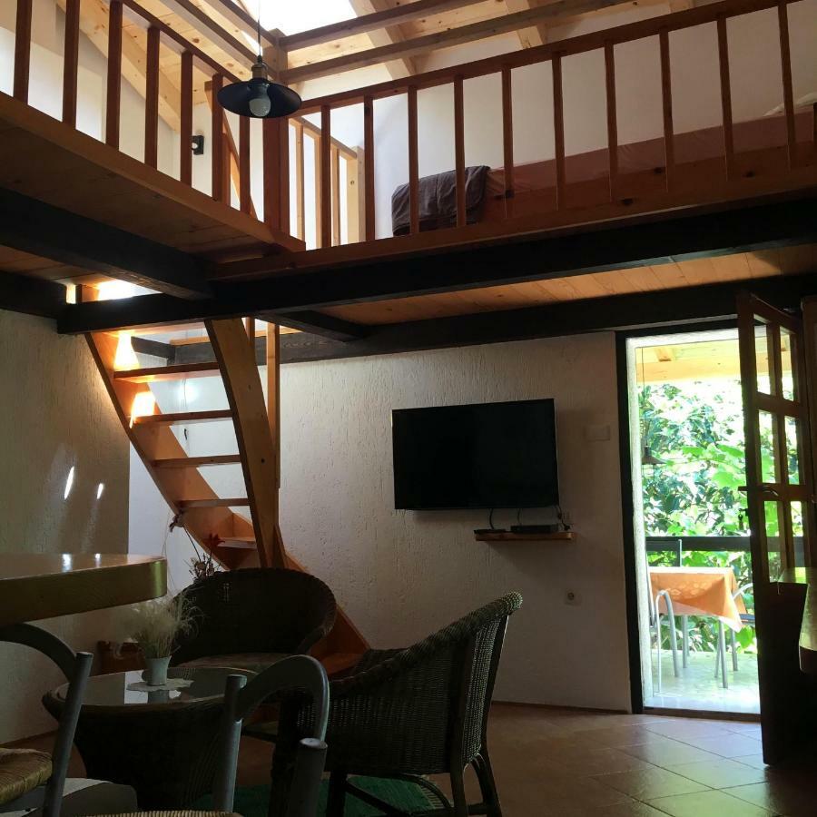 Apartments Smit เซรส ภายนอก รูปภาพ